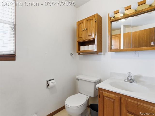 4208 Joyce Avenue, Waterford, MI 48329