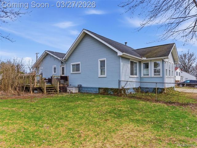 4208 Joyce Avenue, Waterford, MI 48329