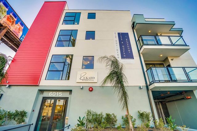 6015 Woodman Avenue 201, Van Nuys, CA 91401