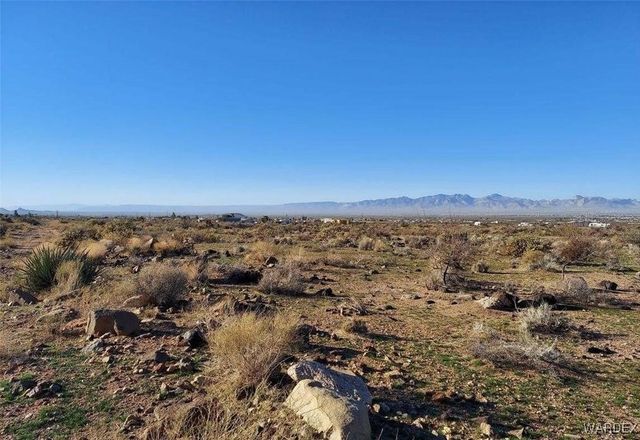 Lot C N Bibo Road, Golden Valley, AZ 86413