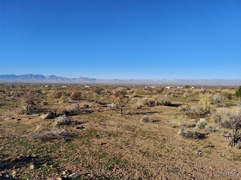 Lot C N Bibo Road, Golden Valley, AZ 86413