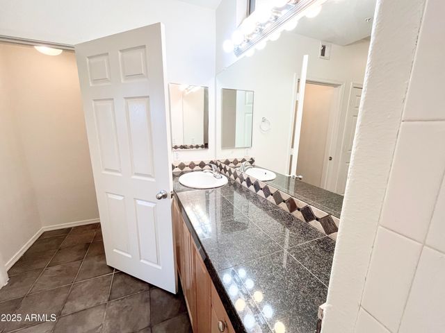 19777 N 76TH Street 1145, Scottsdale, AZ 85255