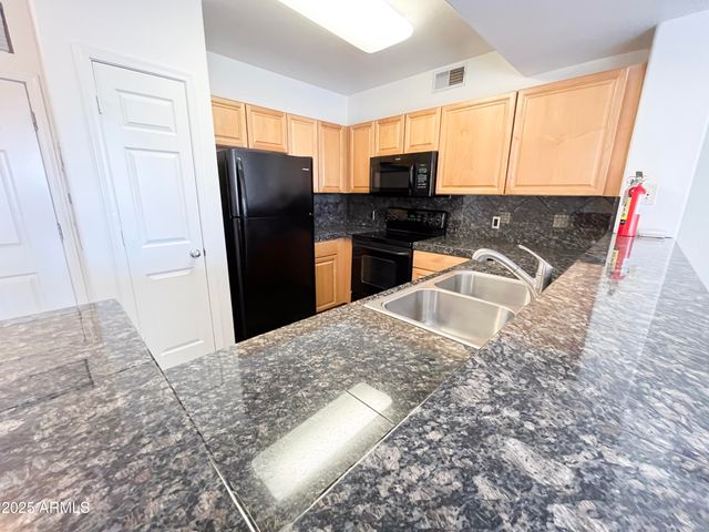 19777 N 76TH Street 1145, Scottsdale, AZ 85255