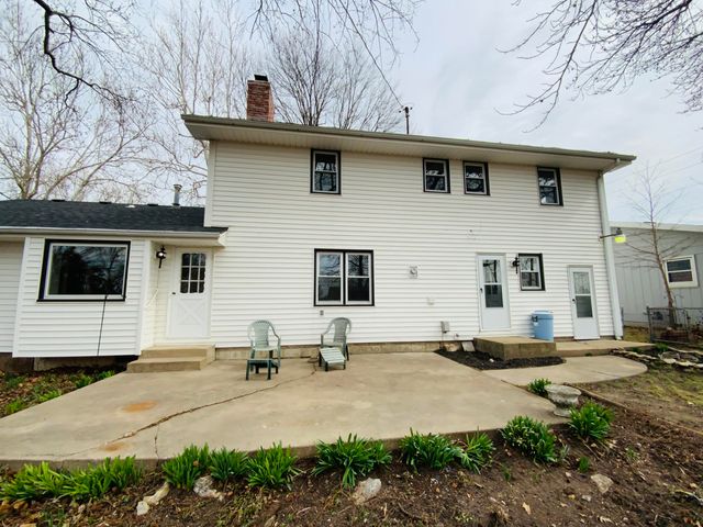417 N Lone Pine Avenue, Springfield, MO 65802