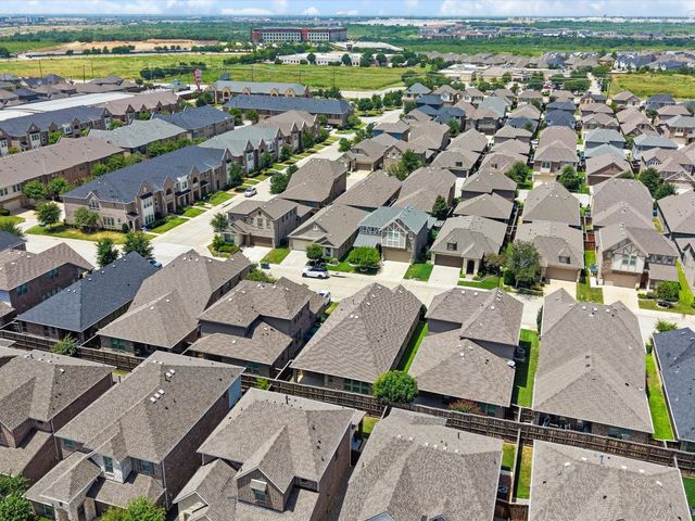 2256 Briar Ridge Trail, Carrollton, TX 75010