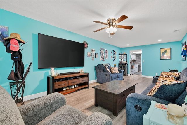 11200 102ND AVENUE 90, Seminole, FL 33778