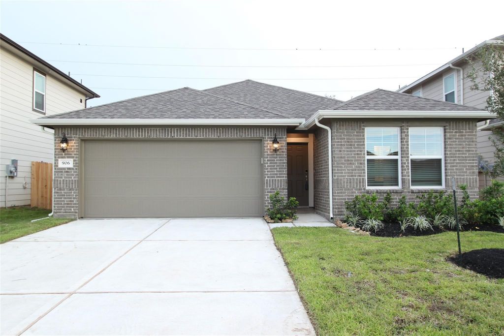 906 Pismo Lane, Rosharon, TX 77583