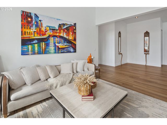 1735 Nw 39TH St, Lincoln City, OR 97367