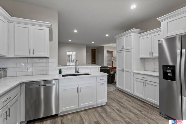 10337 Wayborough Lane, Lincoln, NE 68527