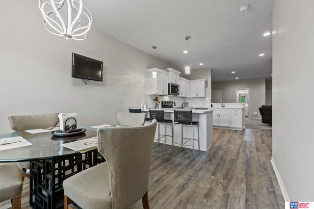 10337 Wayborough Lane, Lincoln, NE 68527