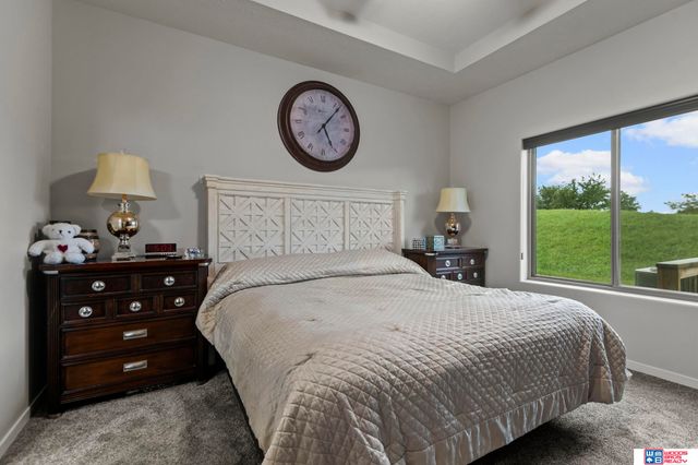 10337 Wayborough Lane, Lincoln, NE 68527