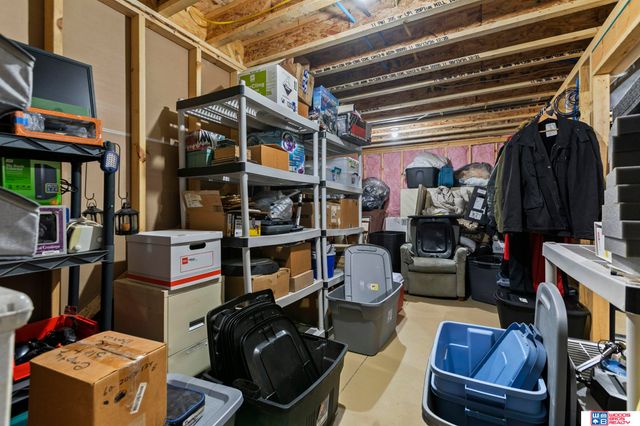 10337 Wayborough Lane, Lincoln, NE 68527