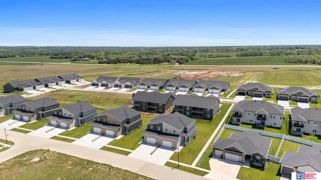 10337 Wayborough Lane, Lincoln, NE 68527