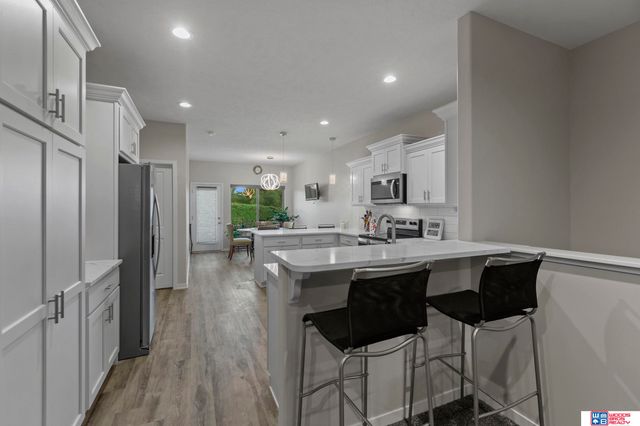 10337 Wayborough Lane, Lincoln, NE 68527