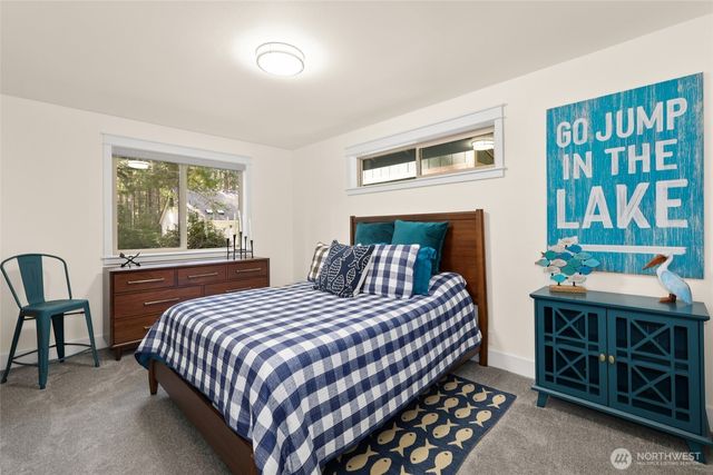 11316 Laurel Place, Anderson Island, WA 98303