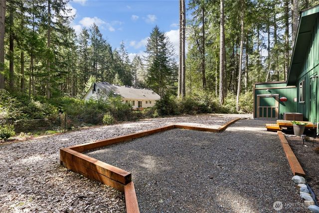 11316 Laurel Place, Anderson Island, WA 98303