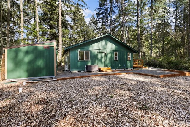 11316 Laurel Place, Anderson Island, WA 98303