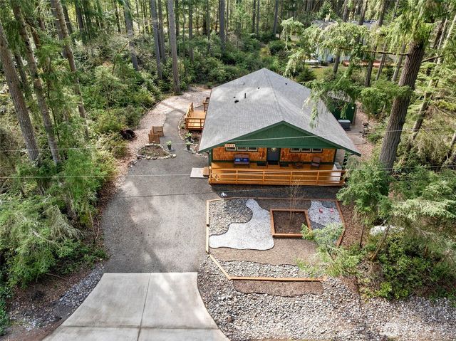 11316 Laurel Place, Anderson Island, WA 98303