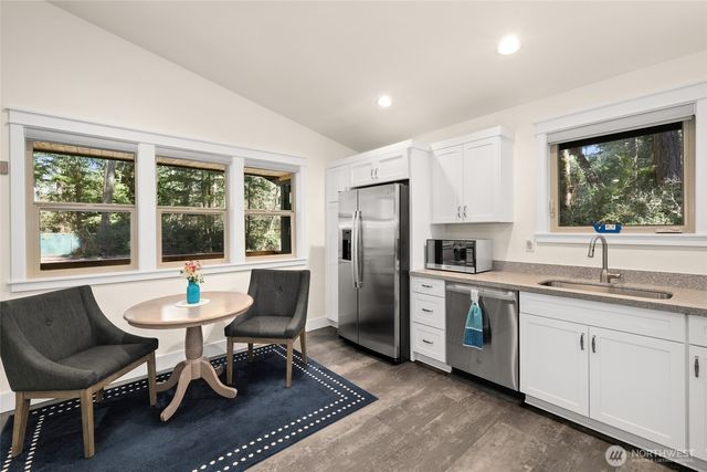 11316 Laurel Place, Anderson Island, WA 98303