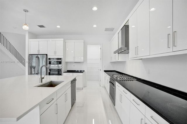 17130 Wandering Wave Ave, Boca Raton, FL 33496