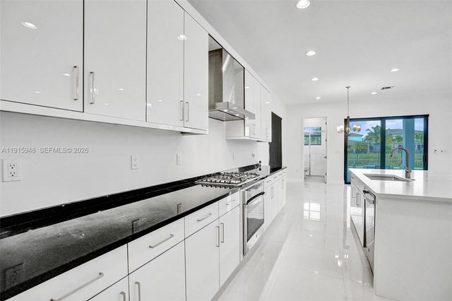 17130 Wandering Wave Ave, Boca Raton, FL 33496