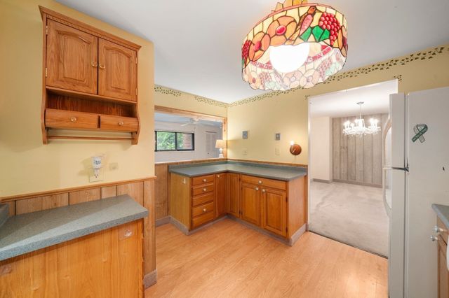221 Oak 17-12, Brockton, MA 02301