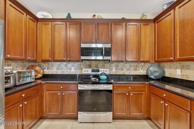 55 Rollins Lane, Palm Coast, FL 32164