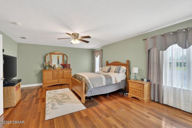 55 Rollins Lane, Palm Coast, FL 32164