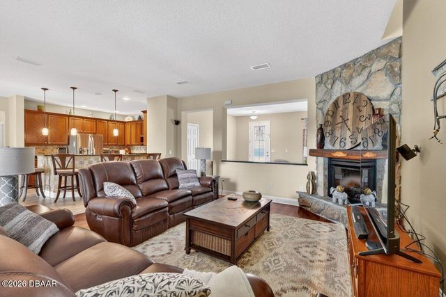 55 Rollins Lane, Palm Coast, FL 32164