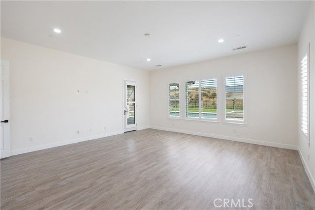 3086 Crystal Ridge Lane, Colton, CA 92324