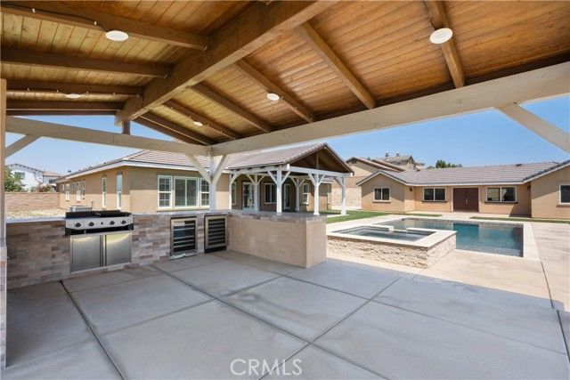 3086 Crystal Ridge Lane, Colton, CA 92324