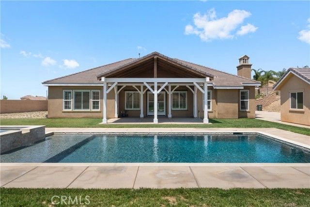 3086 Crystal Ridge Lane, Colton, CA 92324