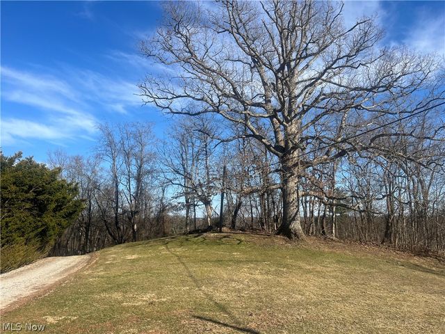 1216 Cisler Drive, Marietta, OH 45750