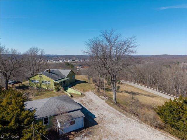 1216 Cisler Drive, Marietta, OH 45750