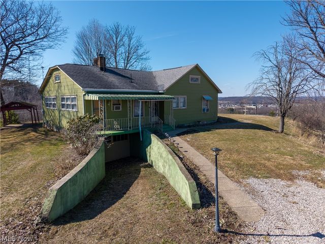 1216 Cisler Drive, Marietta, OH 45750