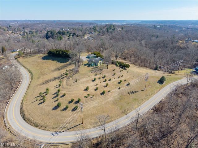 1216 Cisler Drive, Marietta, OH 45750