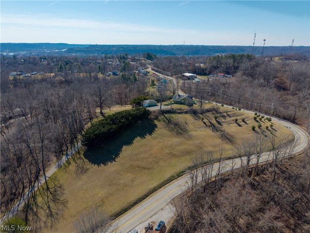 1216 Cisler Drive, Marietta, OH 45750