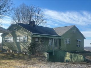 1216 Cisler Drive, Marietta, OH 45750