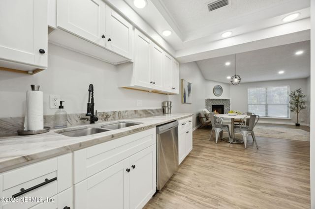 10430 Big Tree Circle E, Jacksonville, FL 32257