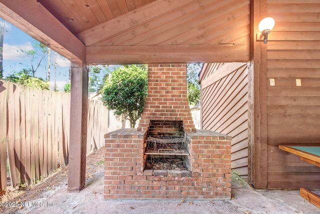 10430 Big Tree Circle E, Jacksonville, FL 32257