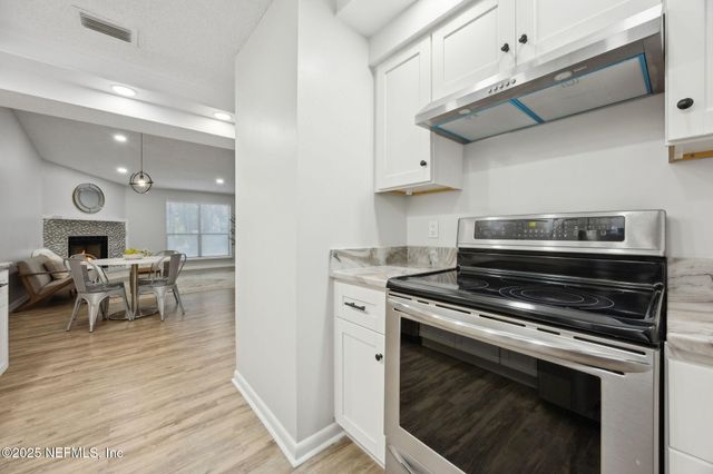 10430 Big Tree Circle E, Jacksonville, FL 32257