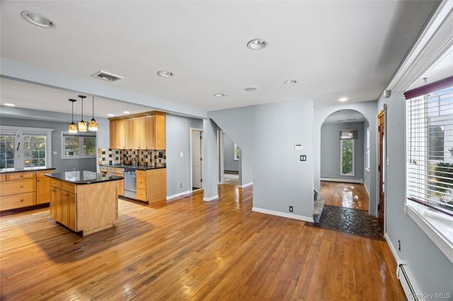 2181 Hortense Avenue, Seaford, NY 11783