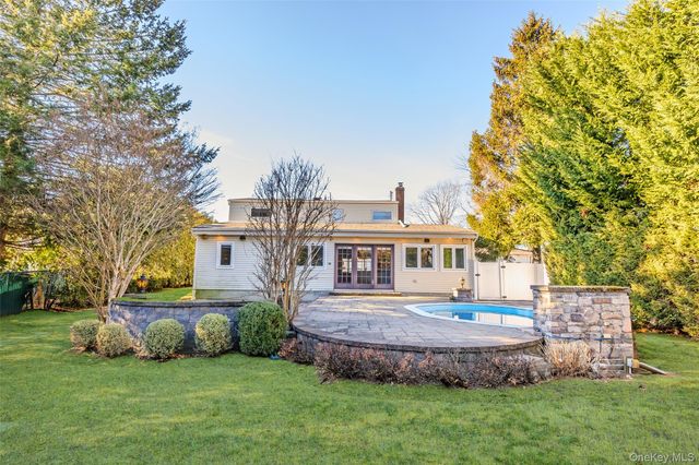 2181 Hortense Avenue, Seaford, NY 11783