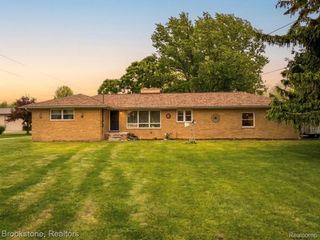2595 Yargerville Road, La Salle Township, MI 48145