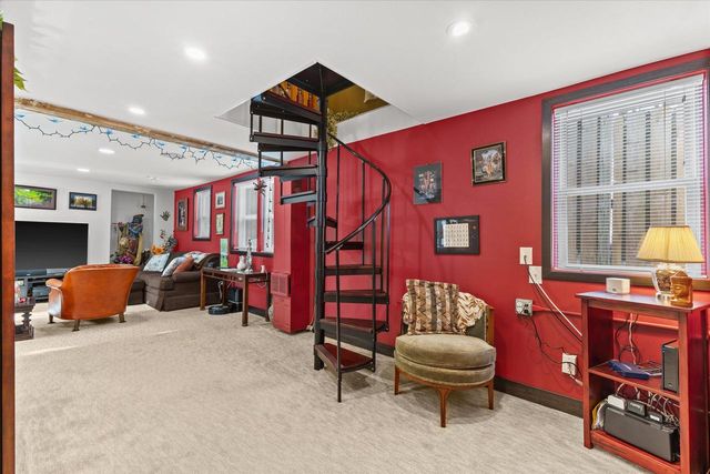 S30W29839 Sunset DRIVE, Waukesha, WI 53189