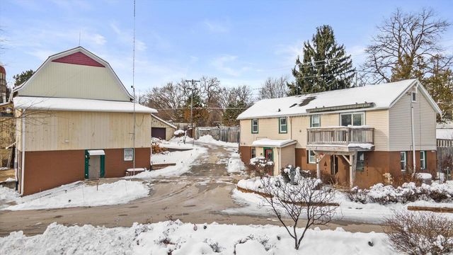 S30W29839 Sunset DRIVE, Waukesha, WI 53189