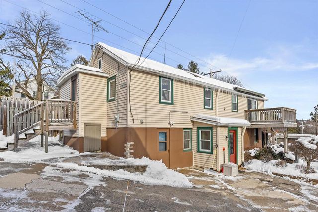 S30W29839 Sunset DRIVE, Waukesha, WI 53189