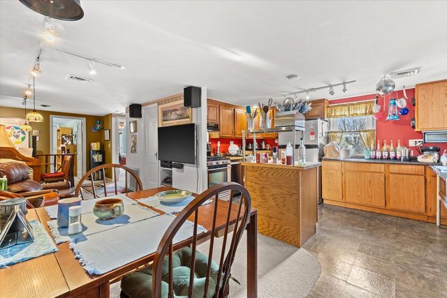 S30W29839 Sunset DRIVE, Waukesha, WI 53189