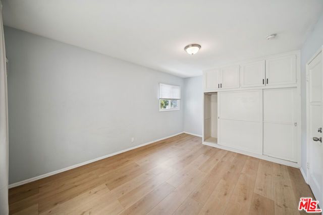 1270 N Havenhurst Drive 12, West Hollywood, CA 90046