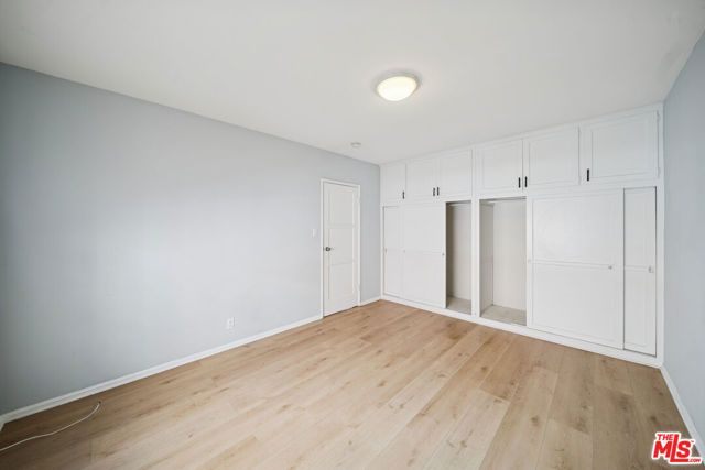 1270 N Havenhurst Drive 12, West Hollywood, CA 90046